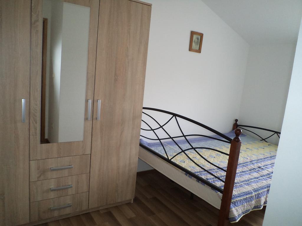 Apartment Jole Шибеник Екстер'єр фото