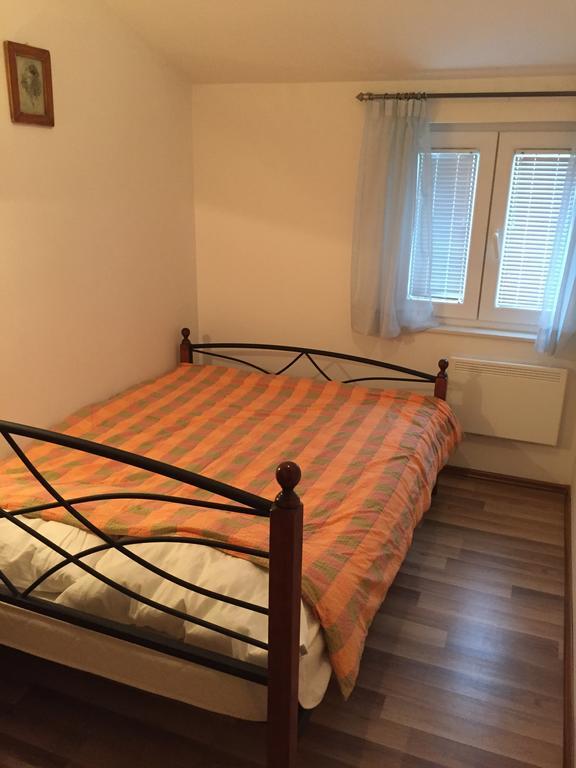 Apartment Jole Шибеник Екстер'єр фото