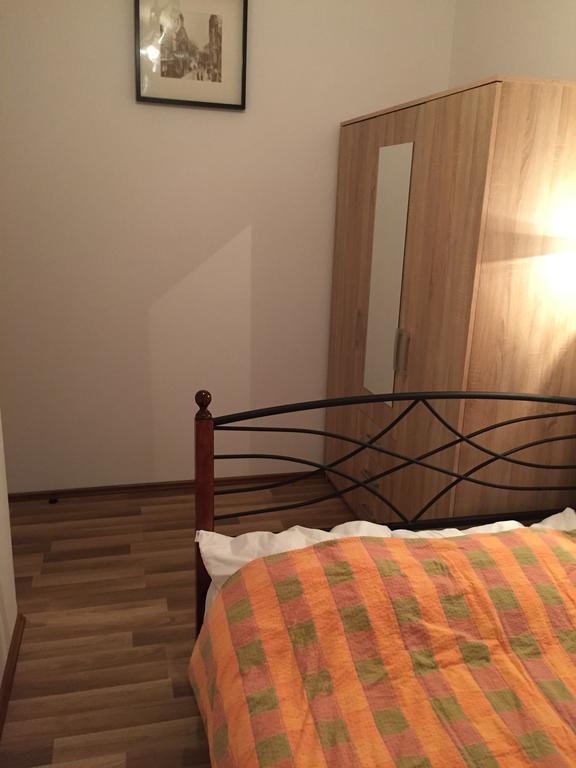 Apartment Jole Шибеник Екстер'єр фото